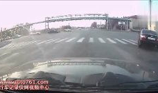 交通事故视频,交通事故现场还原